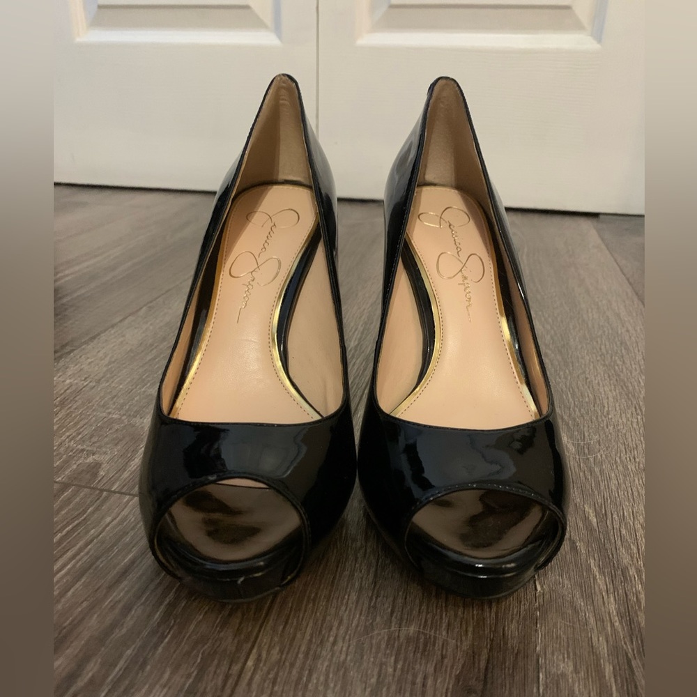Jessica Simpson Julip Patent Platform Heels, Size 7, Like New - Picture 12 of 13
